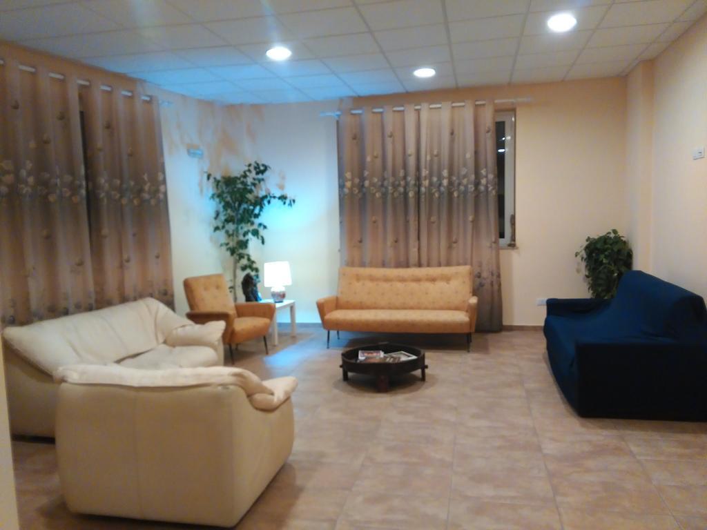 Hotel Residence Thalassa Reggio di Calabria Buitenkant foto