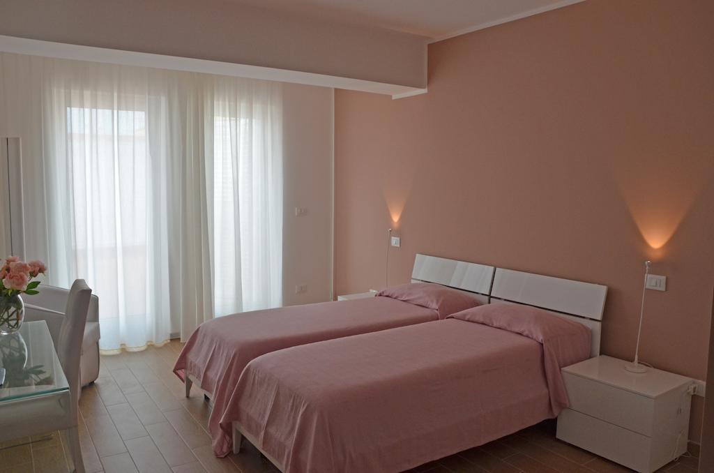 Hotel Residence Thalassa Reggio di Calabria Kamer foto