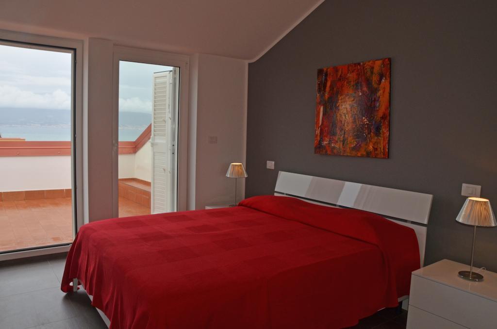 Hotel Residence Thalassa Reggio di Calabria Buitenkant foto